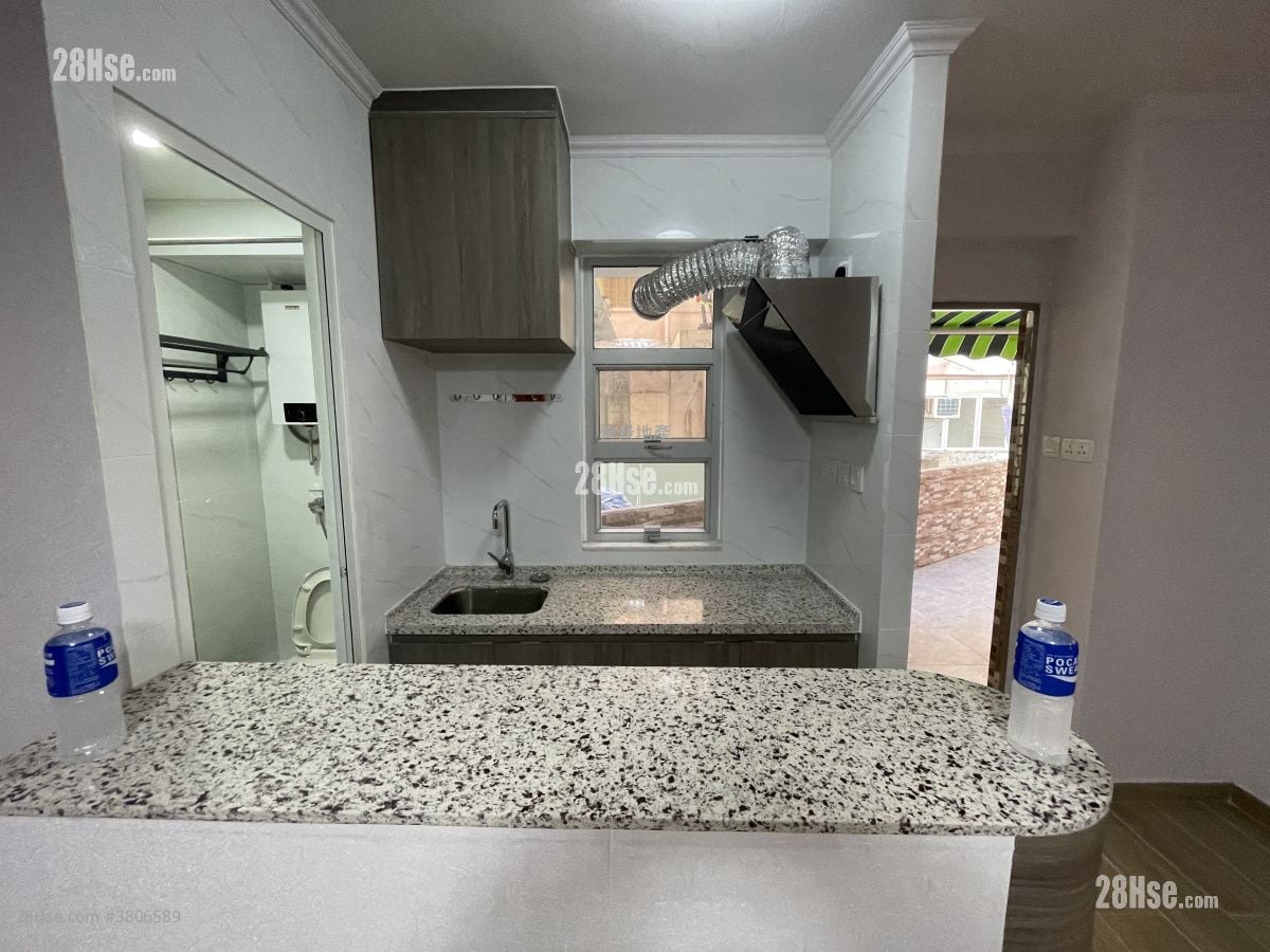 Shun Lee Building Rental 2 Bedrooms , 1 Bathroom 340 ft²