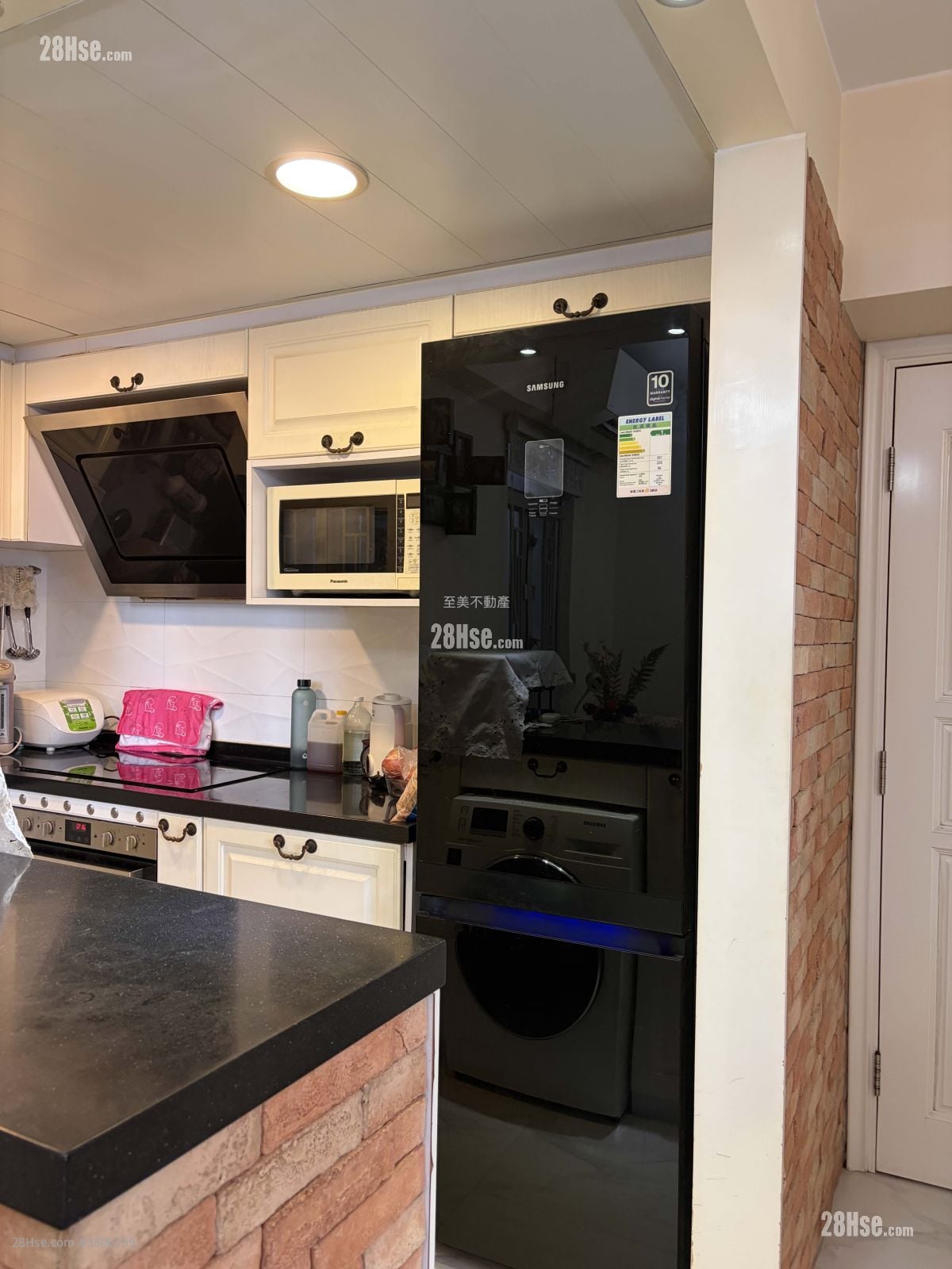 港湾豪庭 租盘 4 房 , 2 浴室 601 平方尺