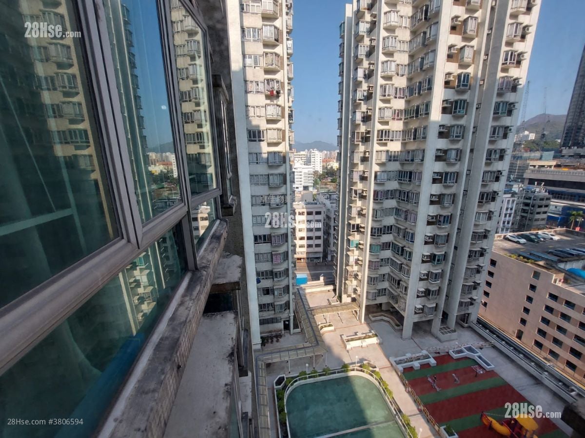 Grandeur Garden Sell 2 Bedrooms , 1 Bathroom 328 ft²