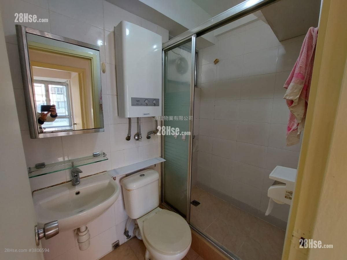 Grandeur Garden Sell 2 Bedrooms , 1 Bathroom 328 ft²