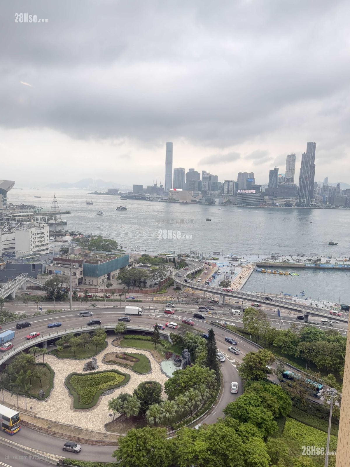 Elizabeth House Rental 2 Bedrooms , 1 Bathroom 540 ft²