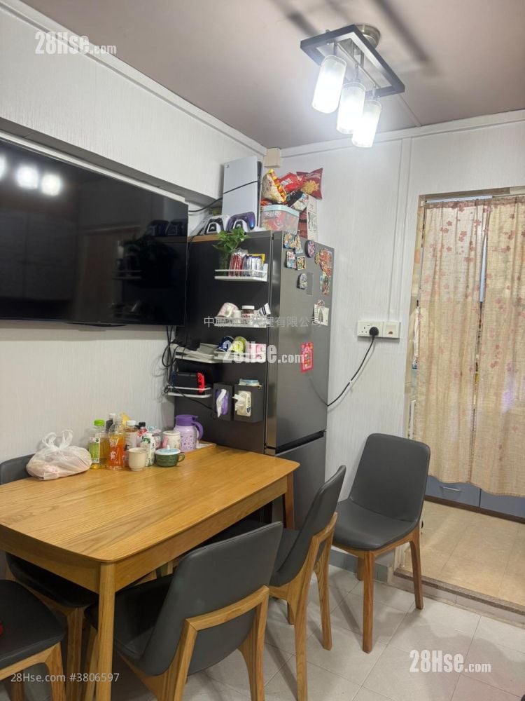 耀安村 售盘 376 平方尺