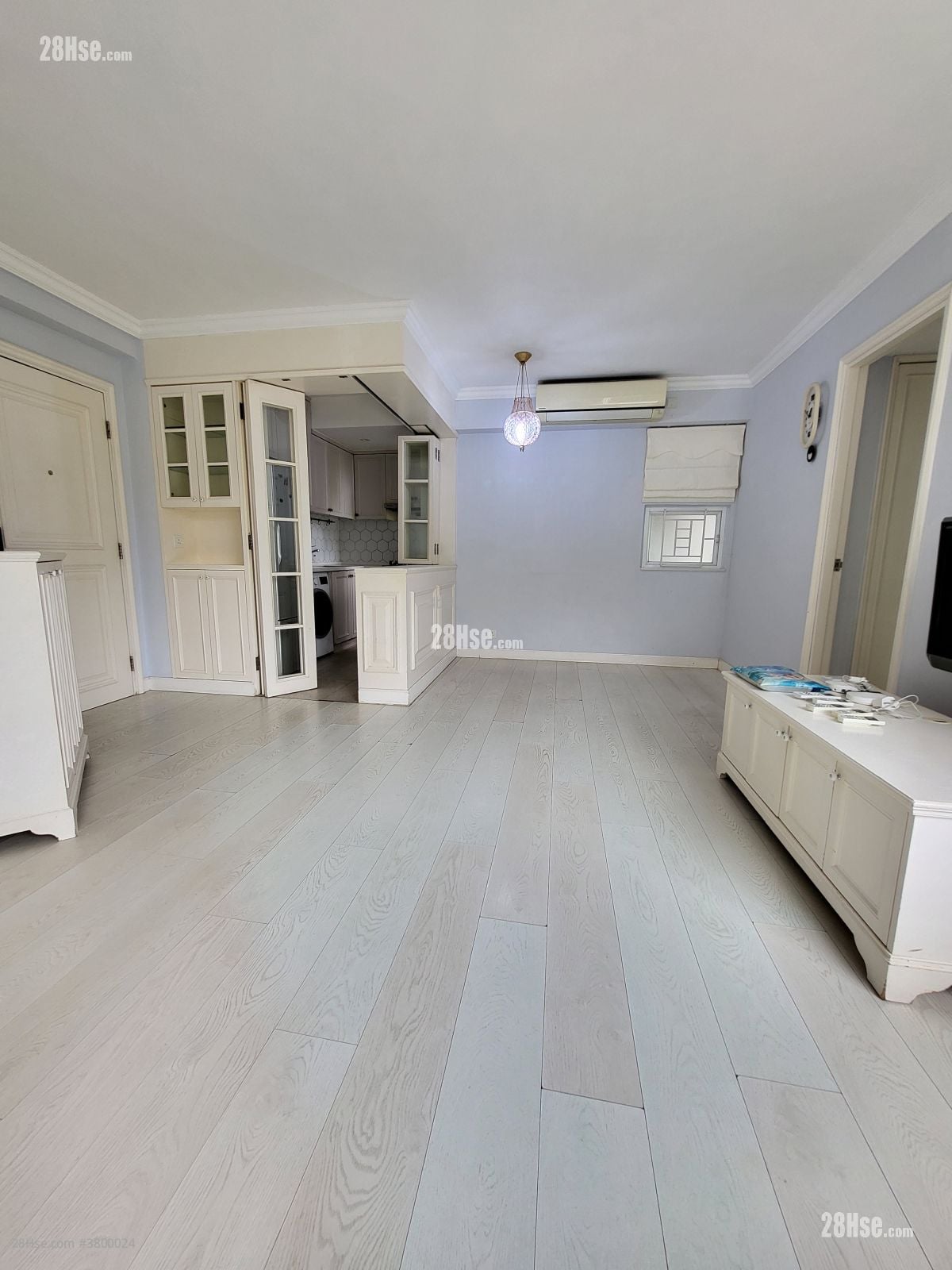 Kornhill Rental 596 ft²