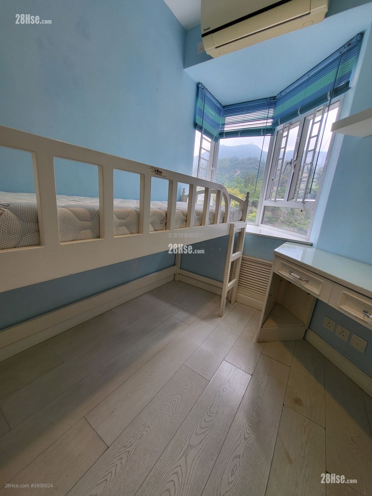 Kornhill Rental 596 ft²