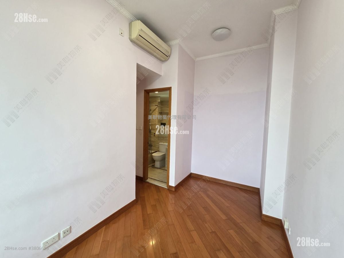 御凯 售盘 3 房 728 平方尺