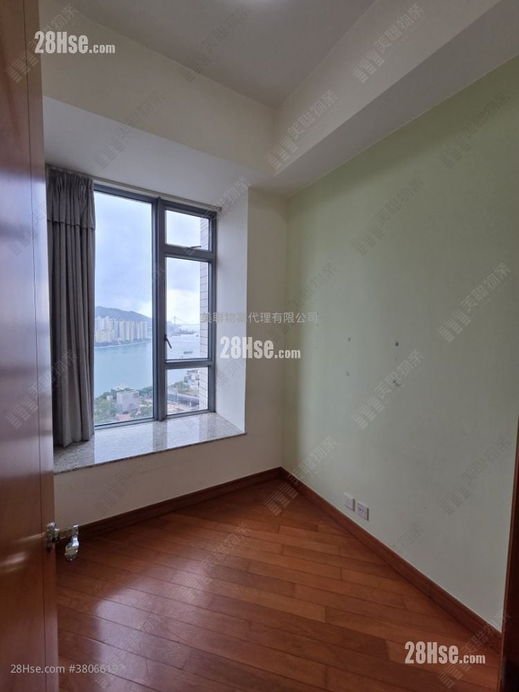 御凯 售盘 3 房 728 平方尺