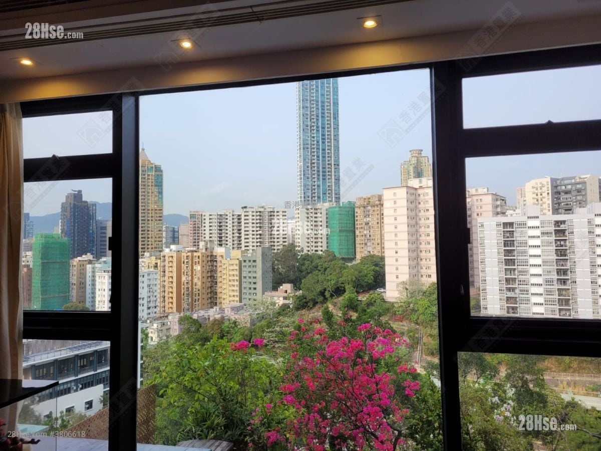 京士柏山 售盘 3 房 1,215 平方尺