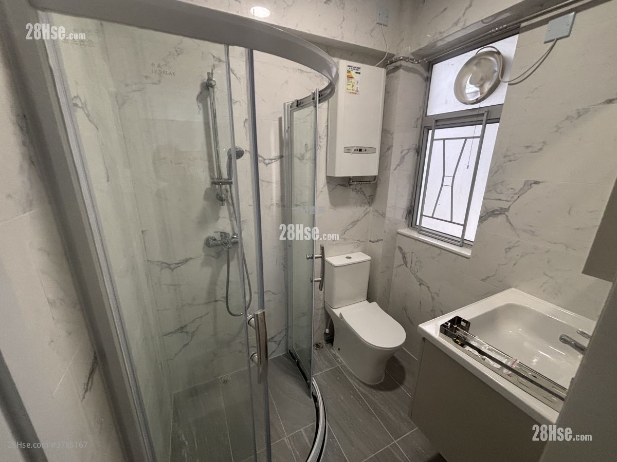 Winston Mansion Sell 3 Bedrooms , 2 Bathrooms 544 ft²