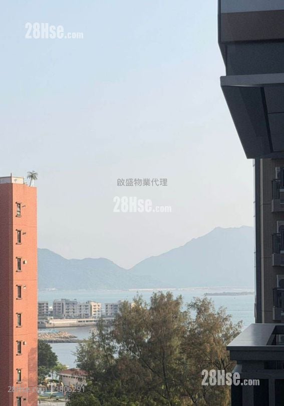 Gold Coast Bay Sell 1 Bedroom , 1 Bathroom 307 ft²