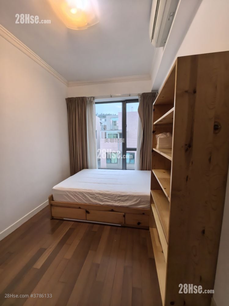 Rolling Hills Rental 4 Bedrooms , 3 Bathrooms 1,550 ft²