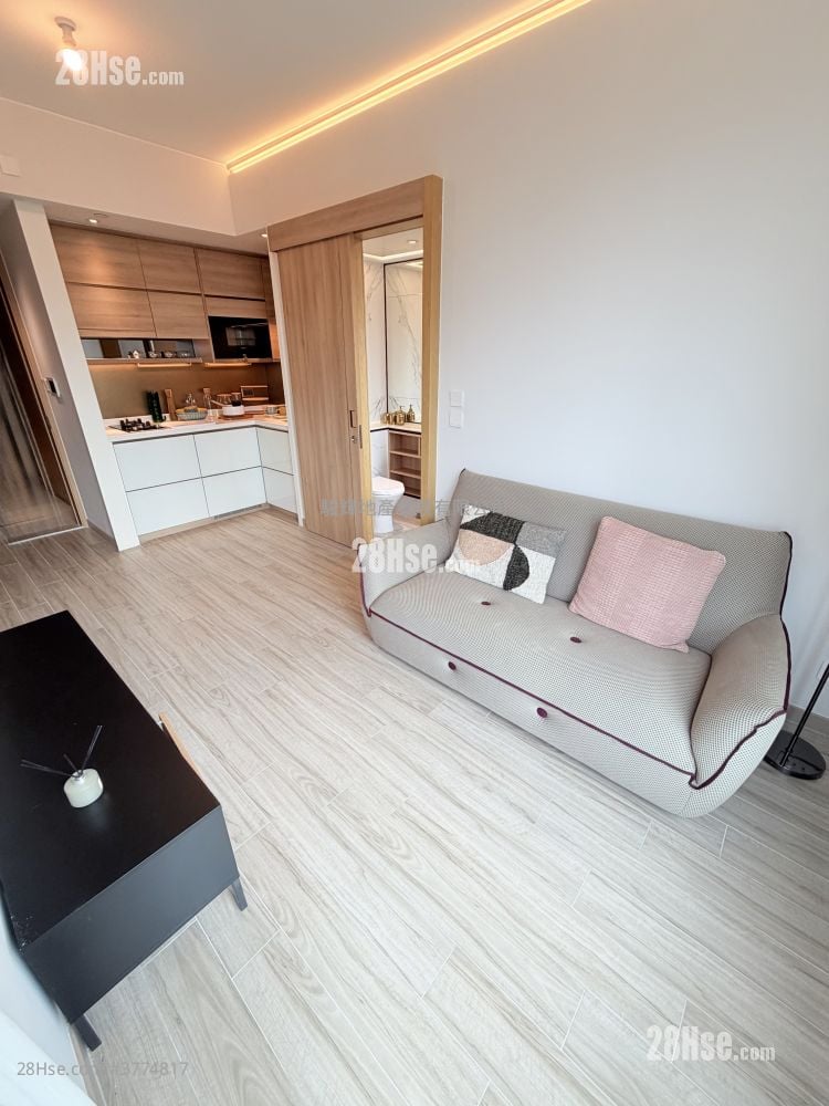 Arbour Sell 1 Bedroom , 1 Bathroom 335 ft²