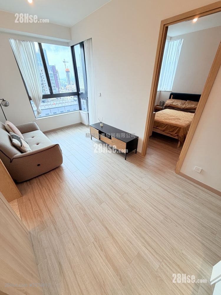 Arbour Sell 1 Bedroom , 1 Bathroom 335 ft²