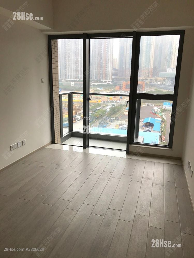 The Wings Rental 3 Bedrooms , 2 Bathrooms 663 ft²