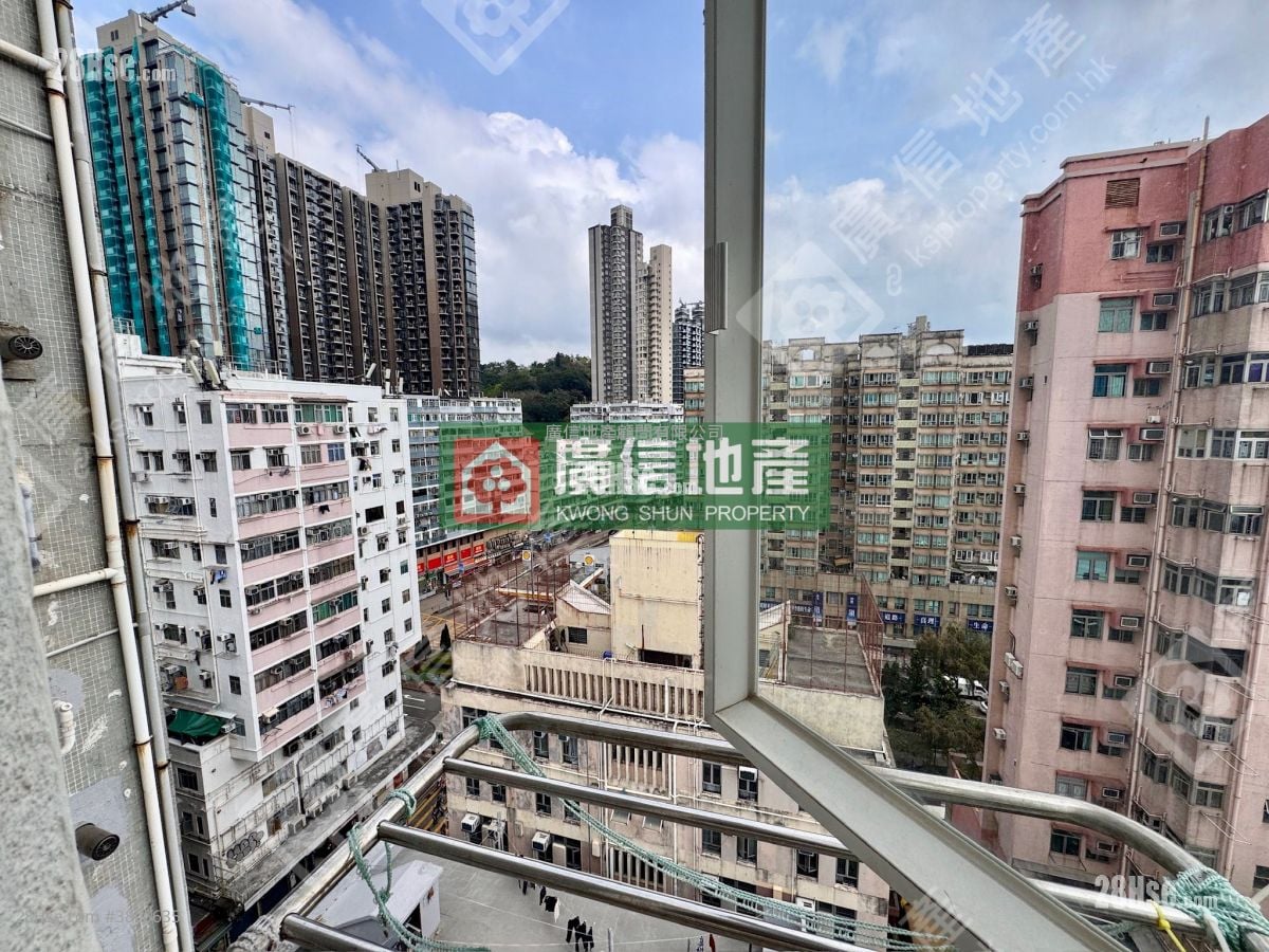 Hand Wai Court Rental 2 Bedrooms , 1 Bathroom 299 ft²