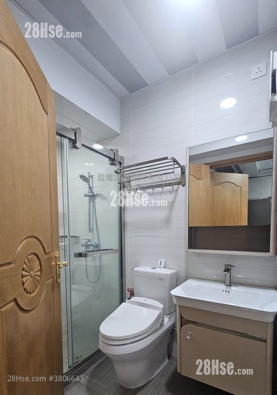 华登大厦 售盘 3 房 , 2 浴室 856 平方尺