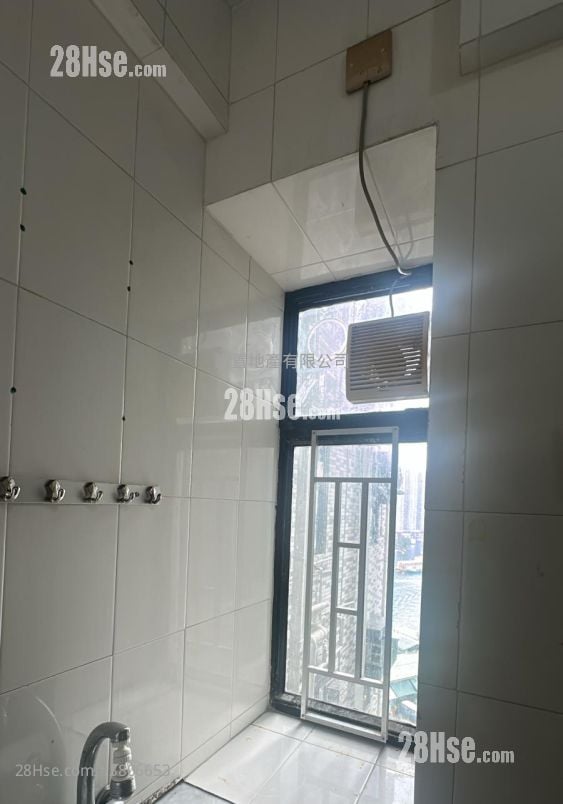 福群大樓 售盤 2 房 , 1 浴室 325 平方呎