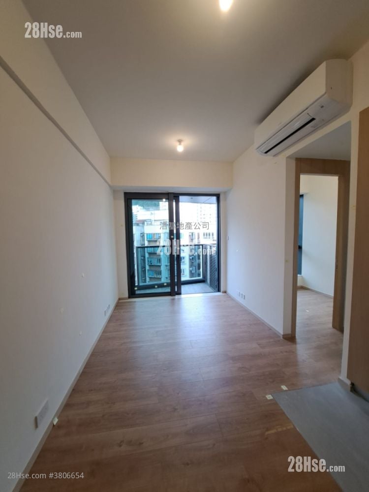 The Aperture Rental 2 Bedrooms , 1 Bathroom 442 ft²