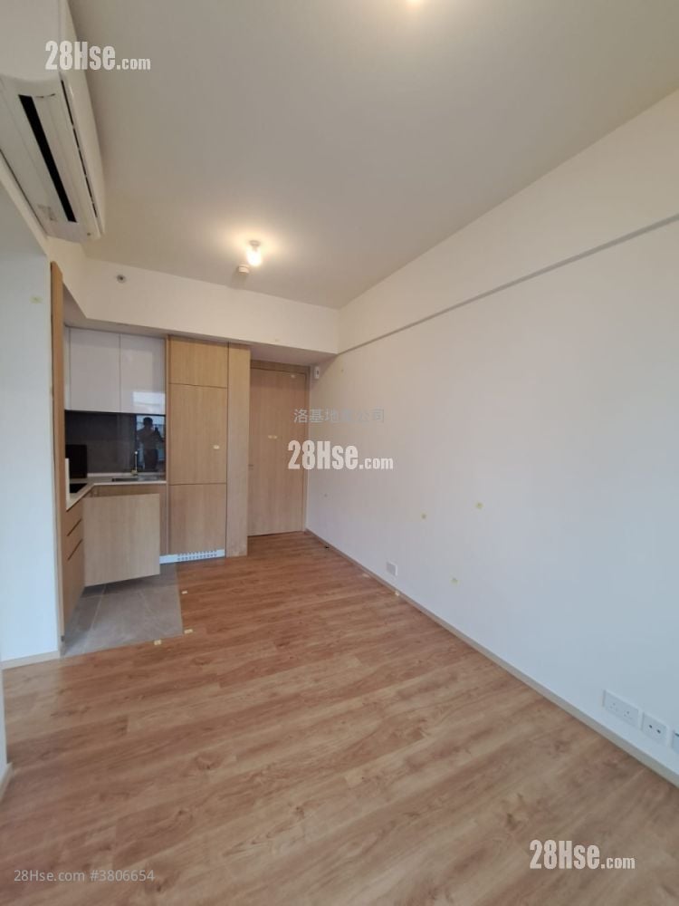 The Aperture Rental 2 Bedrooms , 1 Bathroom 442 ft²