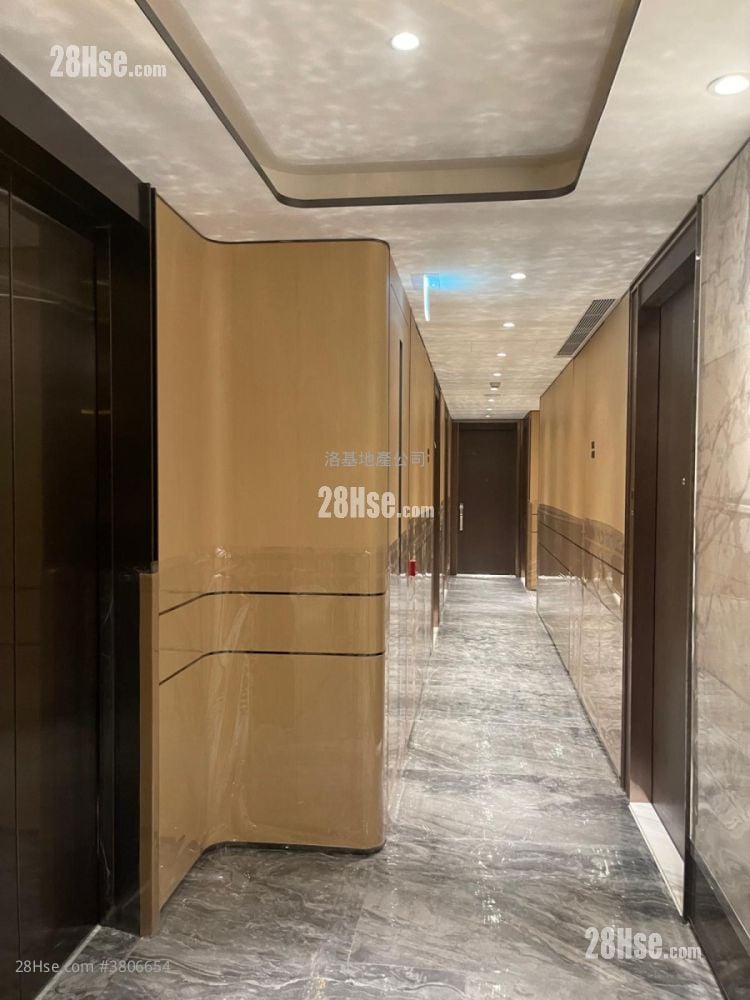 The Aperture Rental 2 Bedrooms , 1 Bathroom 442 ft²