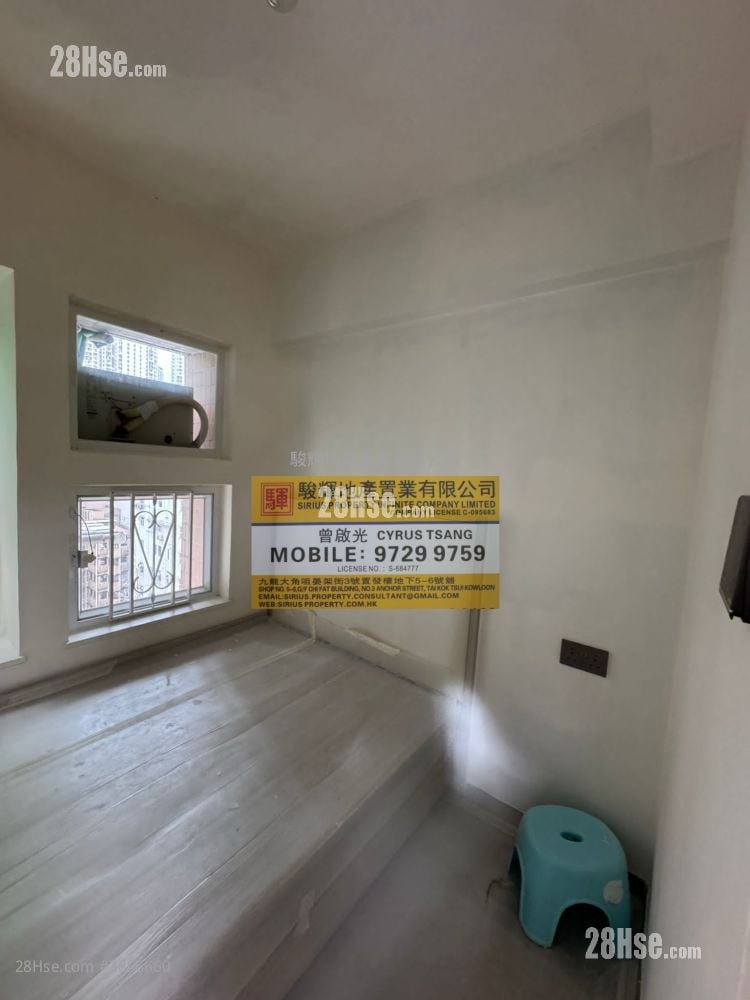 恒威阁 租盘 2 房 , 1 浴室 299 平方尺