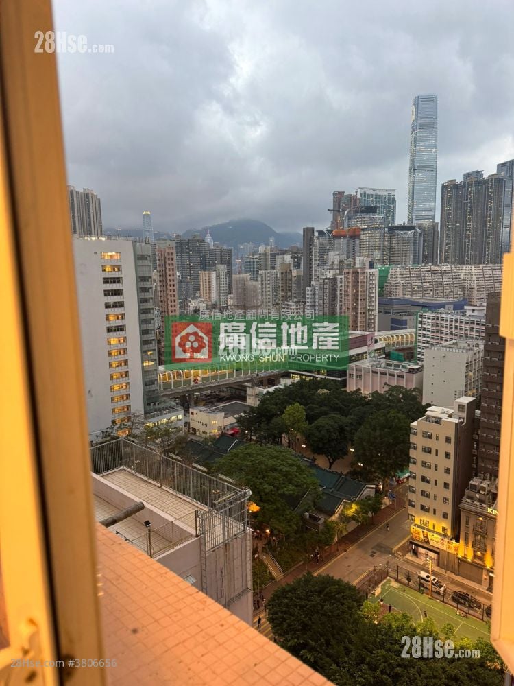 Yun Kai Building Sell 2 Bedrooms , 1 Bathroom 438 ft²