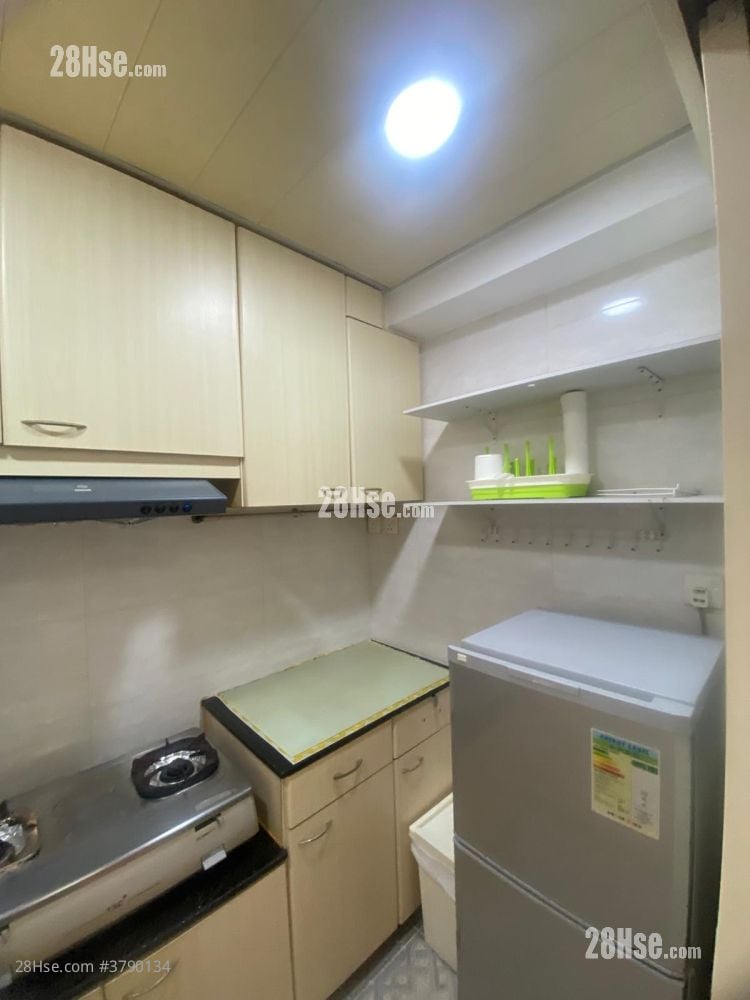 愉景花园 租盘 3 房 , 2 浴室 689 平方尺