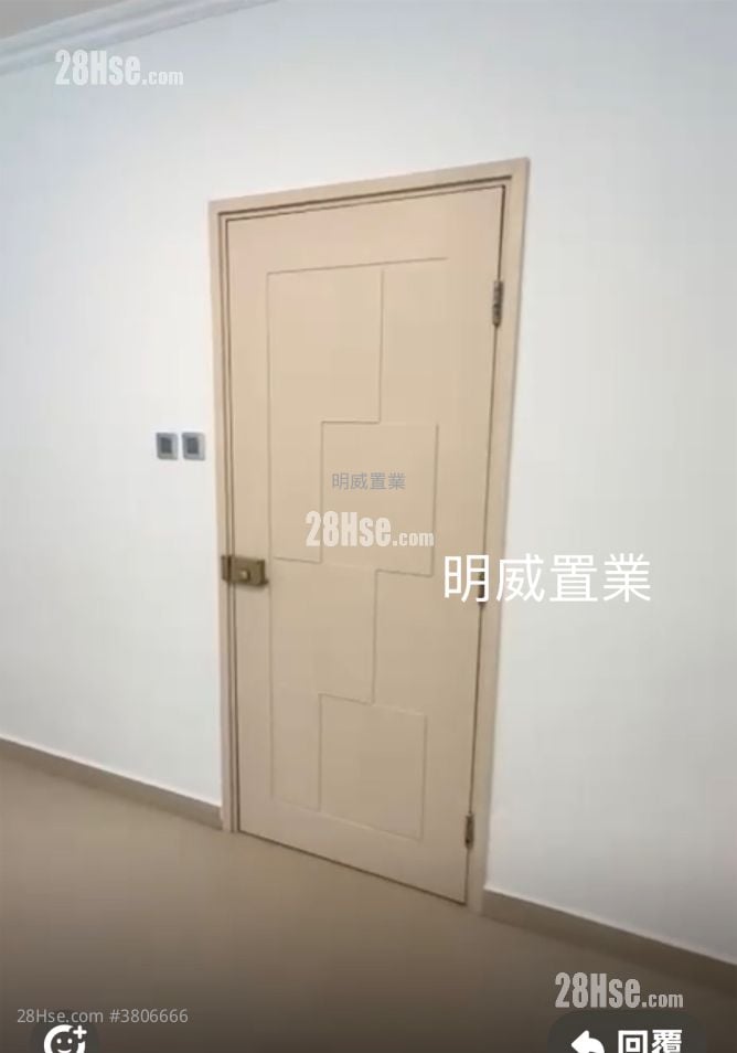 鸿达楼 售盘 2 房 , 1 浴室 306 平方尺