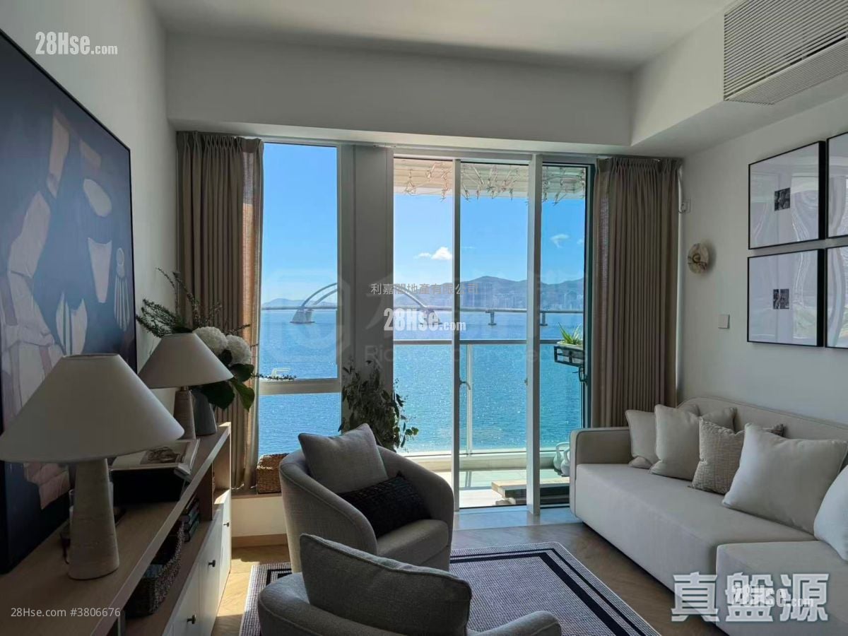 Monterey Sell 4 Bedrooms , 4 Bathrooms 1,123 ft²