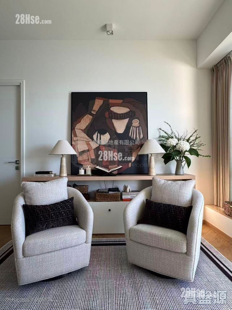 Monterey Sell 4 Bedrooms , 4 Bathrooms 1,123 ft²