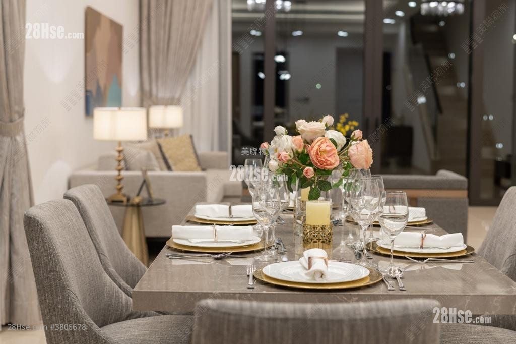 1 Shouson Hill Road East Sell 4 Bedrooms 2,657 ft²