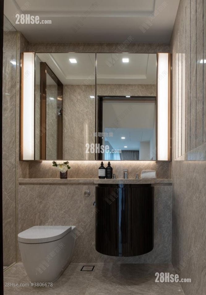 1 Shouson Hill Road East Sell 4 Bedrooms 2,657 ft²