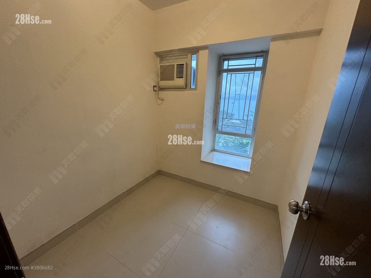 Marina Garden Sell 3 Bedrooms 567 ft²