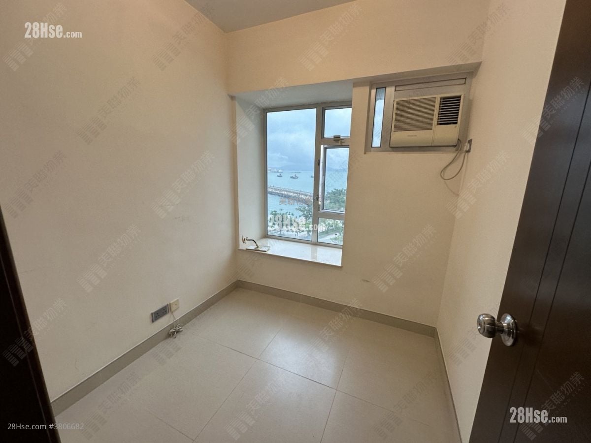 Marina Garden Sell 3 Bedrooms 567 ft²