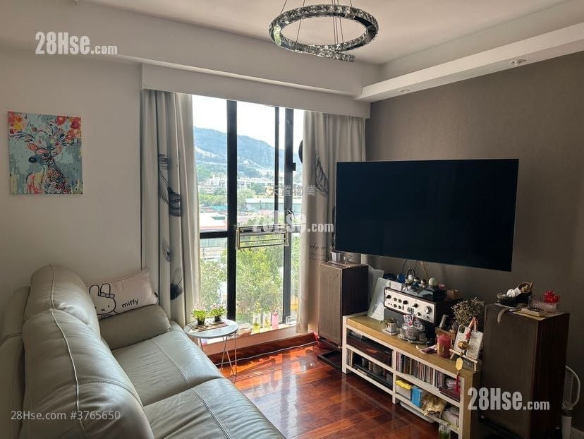 Symphony Garden Sell 2 Bedrooms , 1 Bathroom 438 ft²