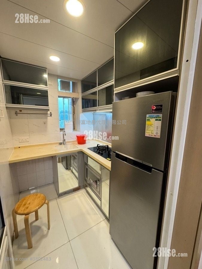 Harbour Place Rental 3 Bedrooms , 1 Bathroom 590 ft²