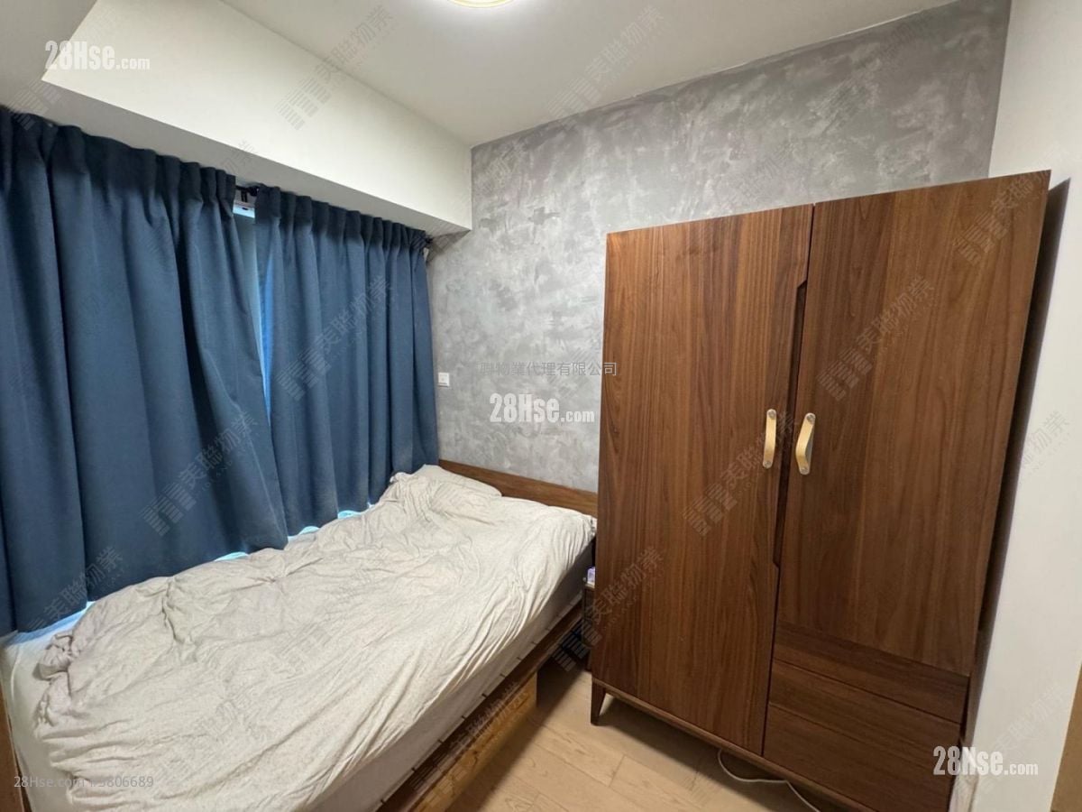 Sol City Sell 1 Bedroom 322 ft²