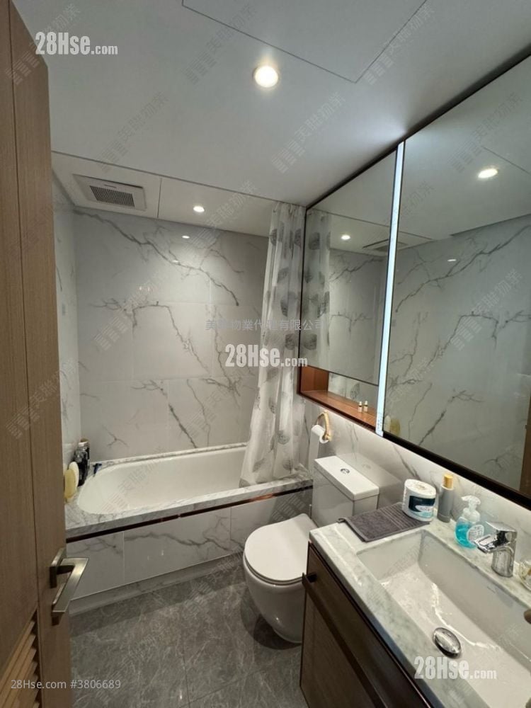 Sol City Sell 1 Bedroom 322 ft²