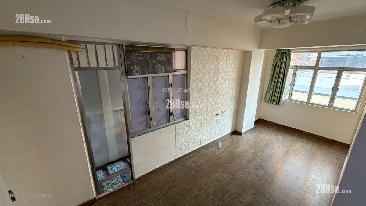 Hing Fook Building Sell 1 Bedroom , 1 Bathroom 335 ft²
