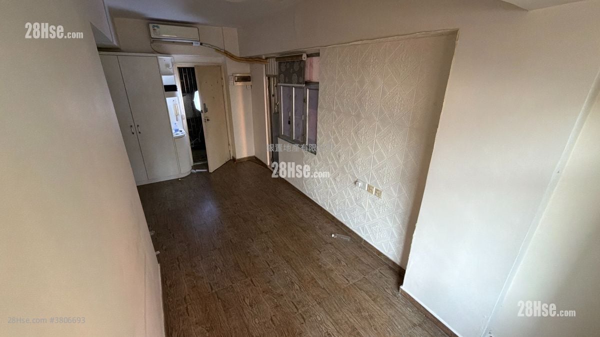 Hing Fook Building Sell 1 Bedroom , 1 Bathroom 335 ft²