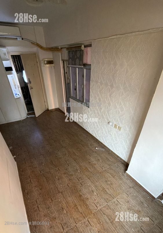 Hing Fook Building Sell 1 Bedroom , 1 Bathroom 335 ft²