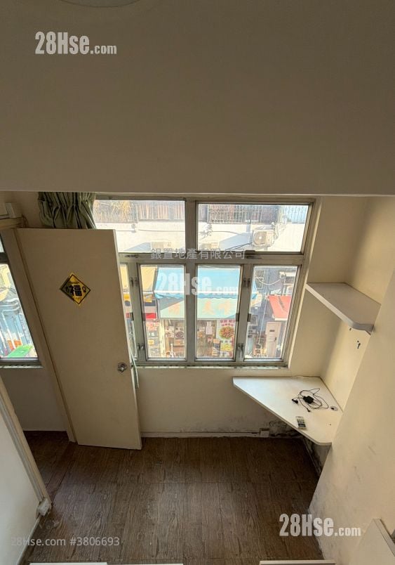 Hing Fook Building Sell 1 Bedroom , 1 Bathroom 335 ft²