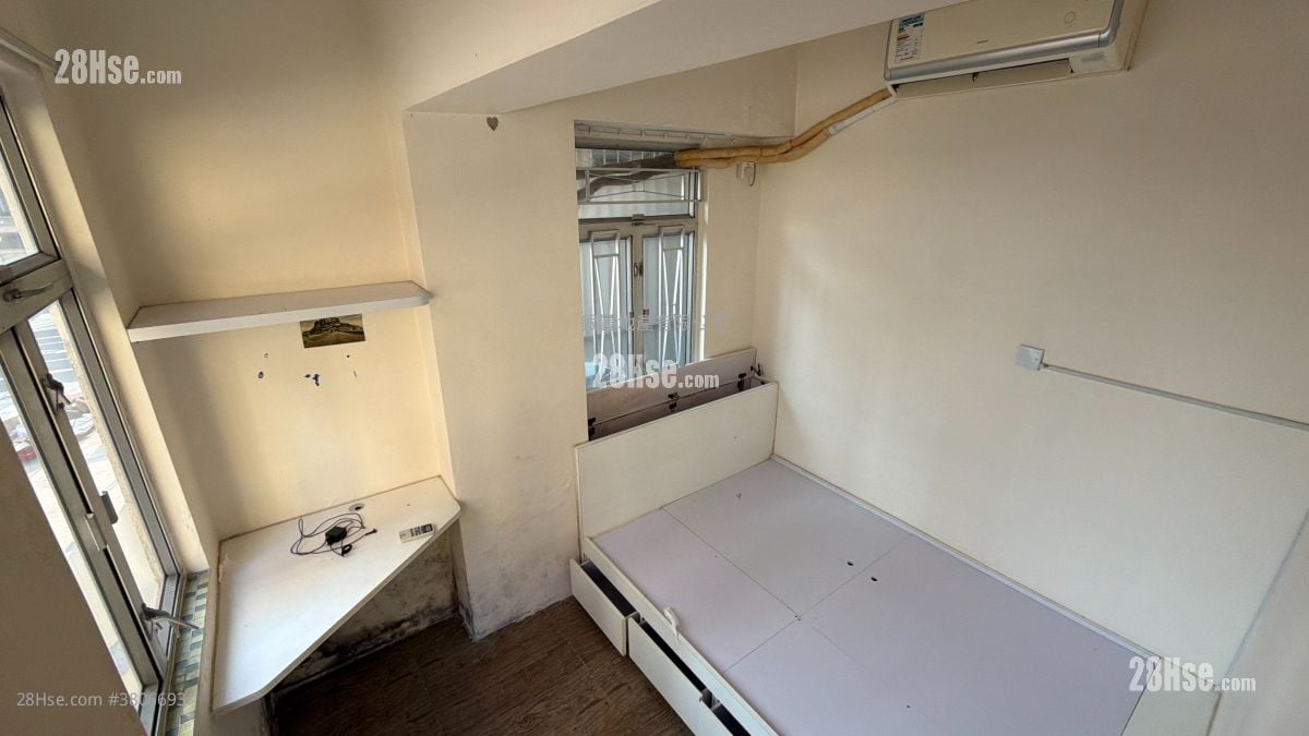 Hing Fook Building Sell 1 Bedroom , 1 Bathroom 335 ft²