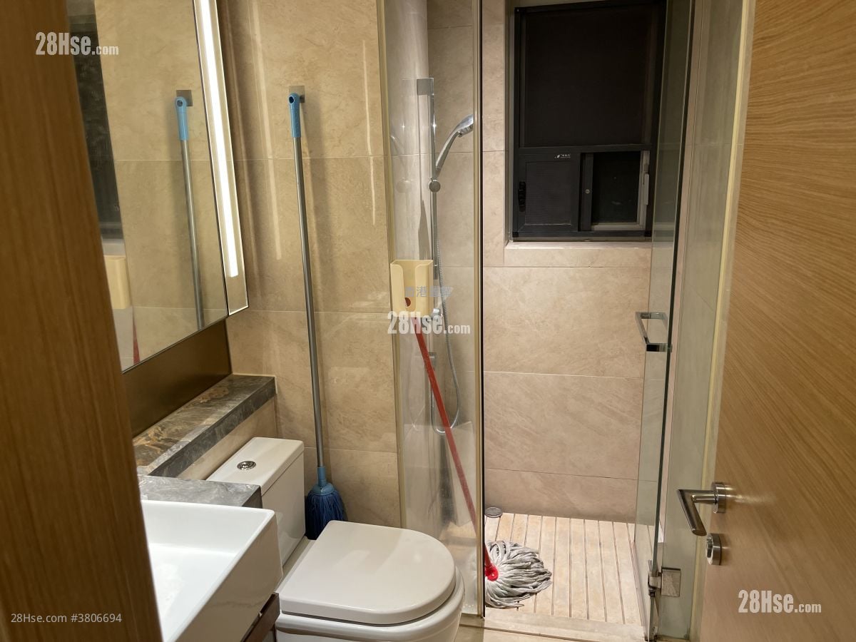 Century Link Sell 3 Bedrooms , 2 Bathrooms 639 ft²