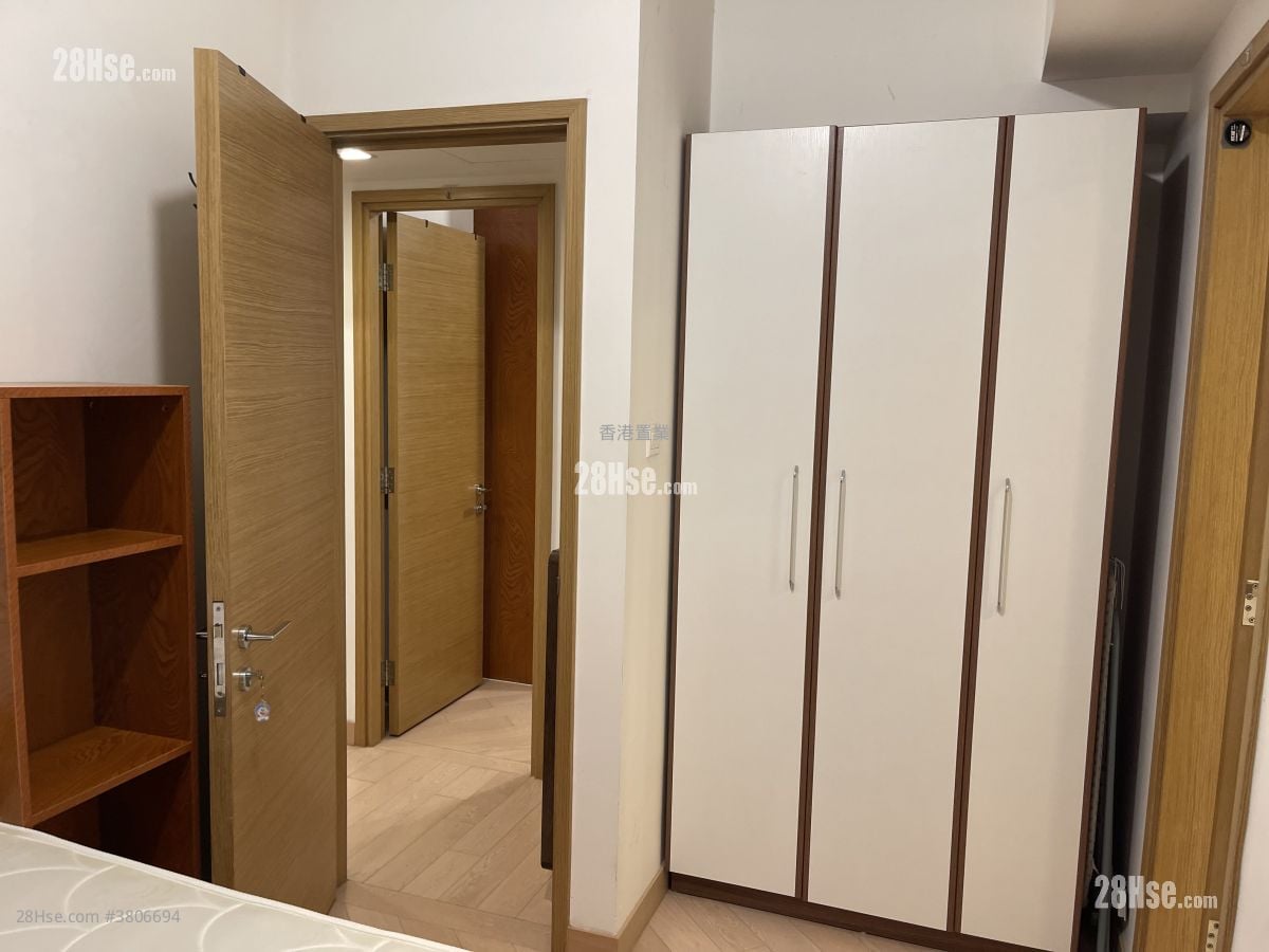 Century Link Sell 3 Bedrooms , 2 Bathrooms 639 ft²