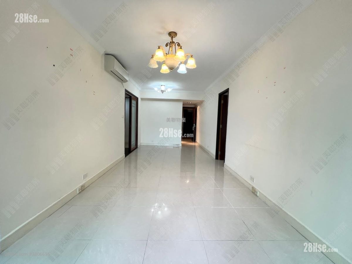 Sausalito Rental 3 Bedrooms , 2 Bathrooms 755 ft²