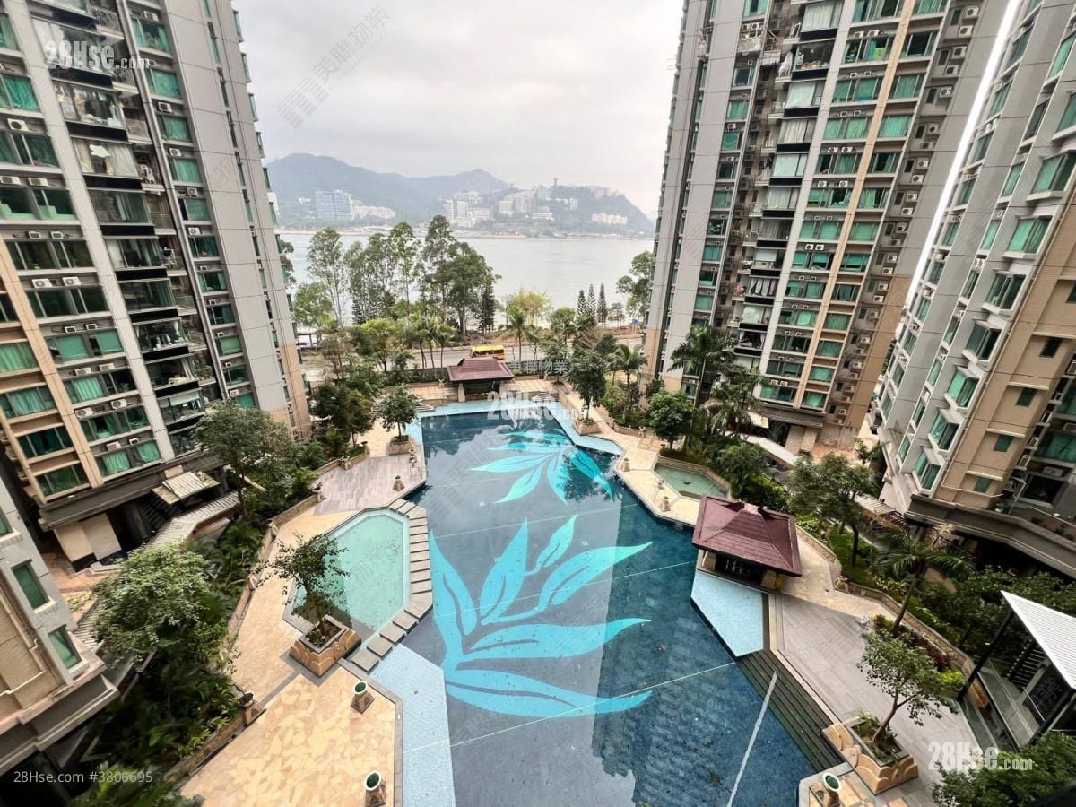 Sausalito Rental 3 Bedrooms , 2 Bathrooms 755 ft²