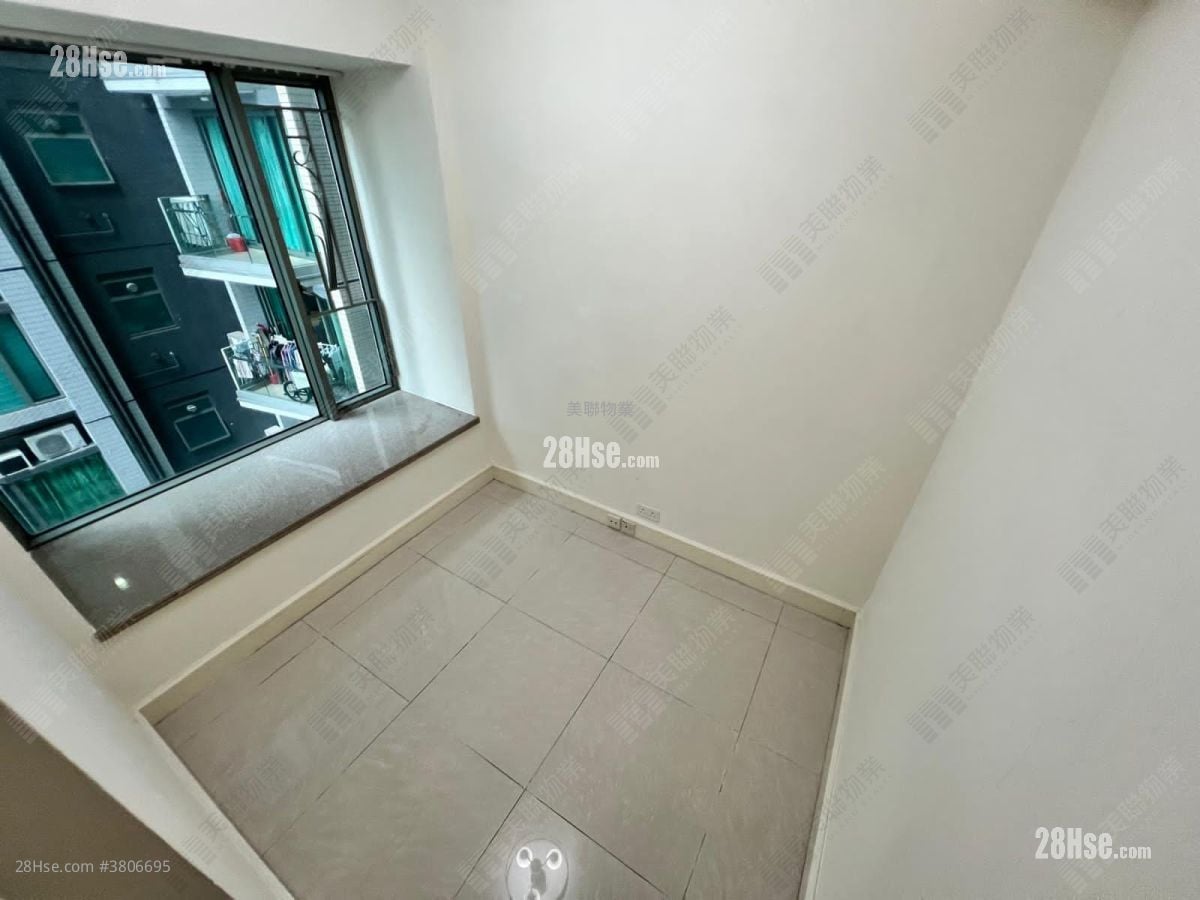 Sausalito Rental 3 Bedrooms , 2 Bathrooms 755 ft²