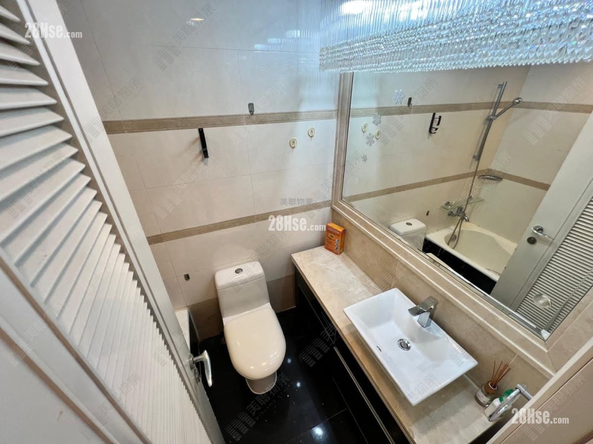 Sausalito Rental 3 Bedrooms , 2 Bathrooms 755 ft²