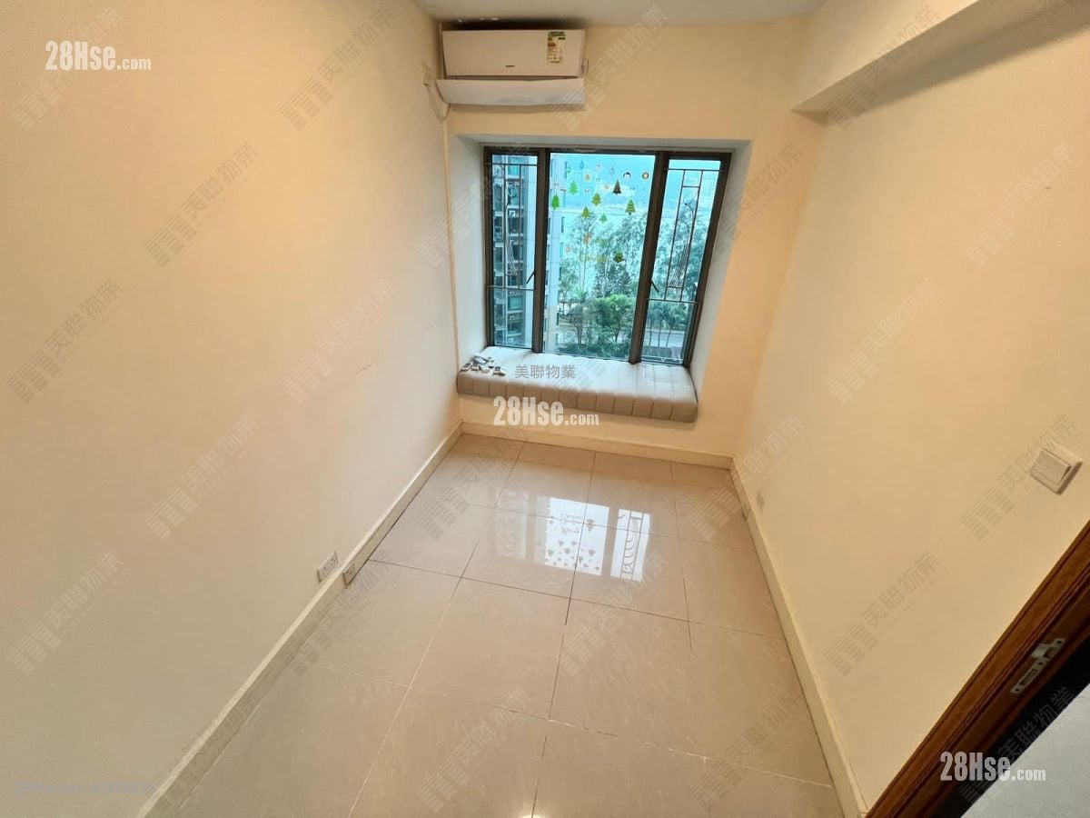 Sausalito Rental 3 Bedrooms , 2 Bathrooms 755 ft²