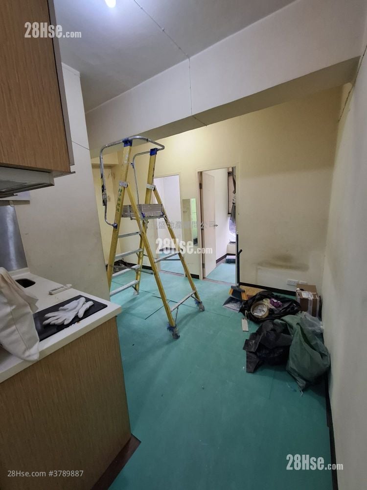 Chung Lee Building Rental 2 Bedrooms , 1 Bathroom 300 ft²